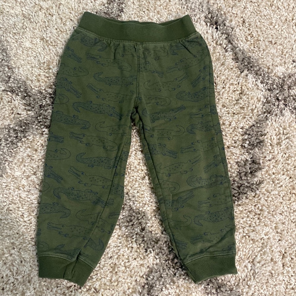 5/$25 Carter’s Alligator Joggers